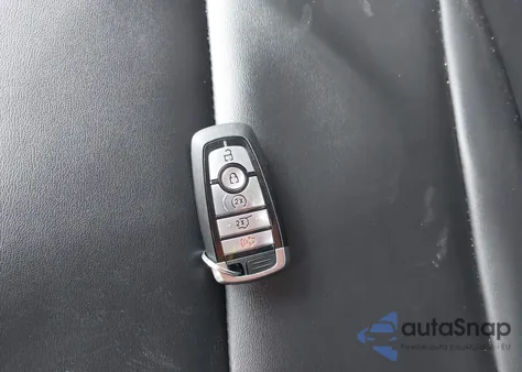 2022 Ford Explorer Xlt z USA, uszkodzony, nr VIN 1FMSK8DH5NGA92539